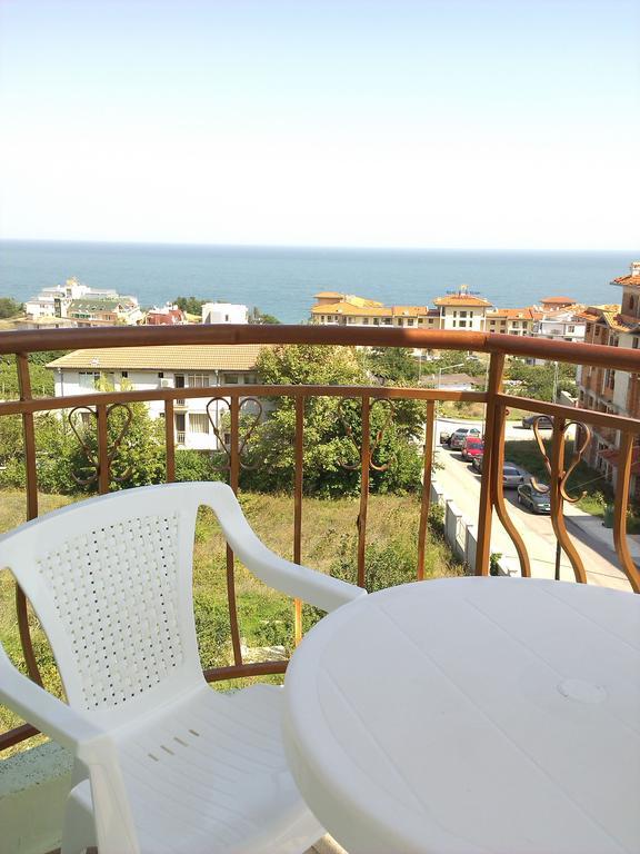 Family Hotel Amore Byala  Zimmer foto